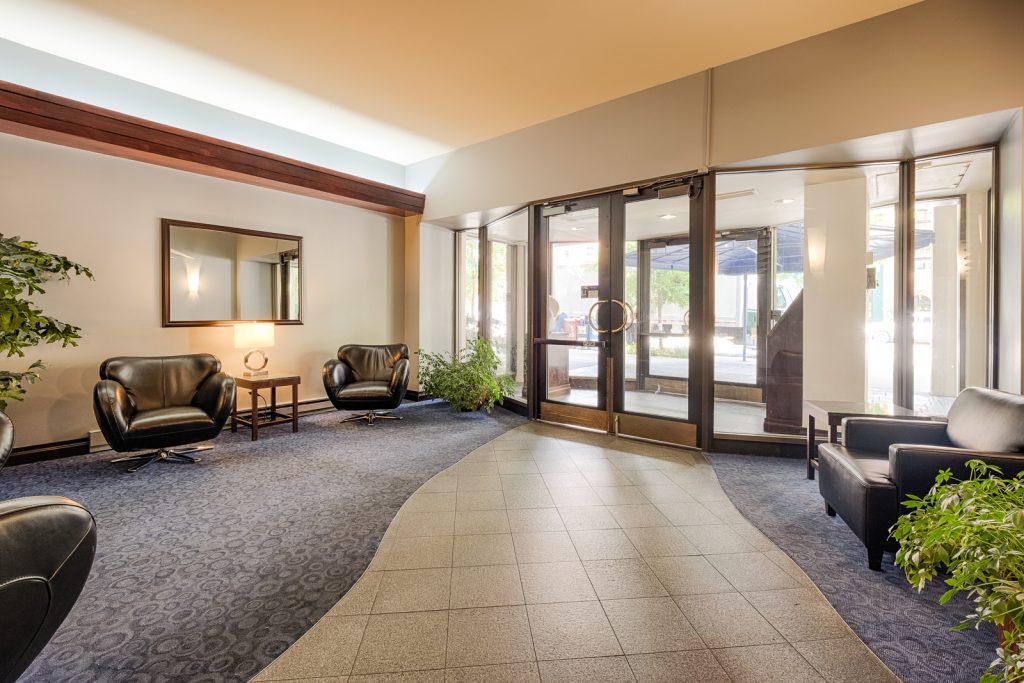 Seattle Condos, Royal Crest Condominiums, Lobby & Entry