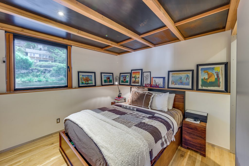 Seattle Floating Homes, Ward's Cove #12, 3rd Bedroom