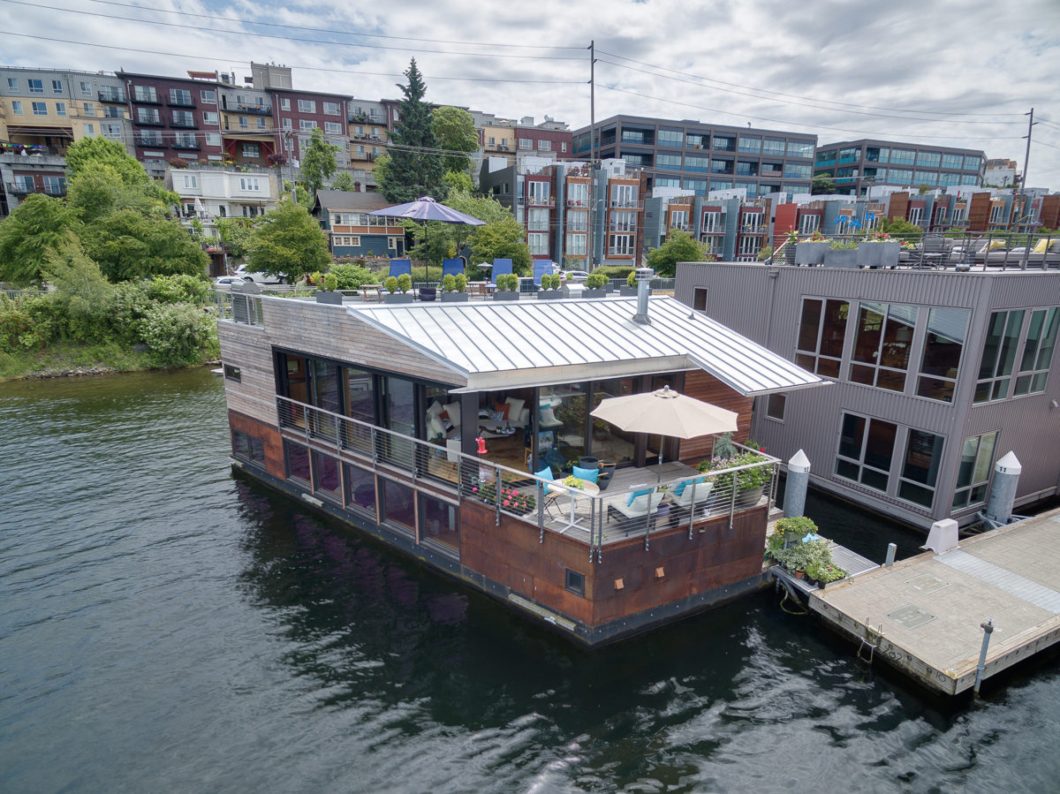 Seattle Floating Home, Ward's Cove #12, Entry and Main Deck